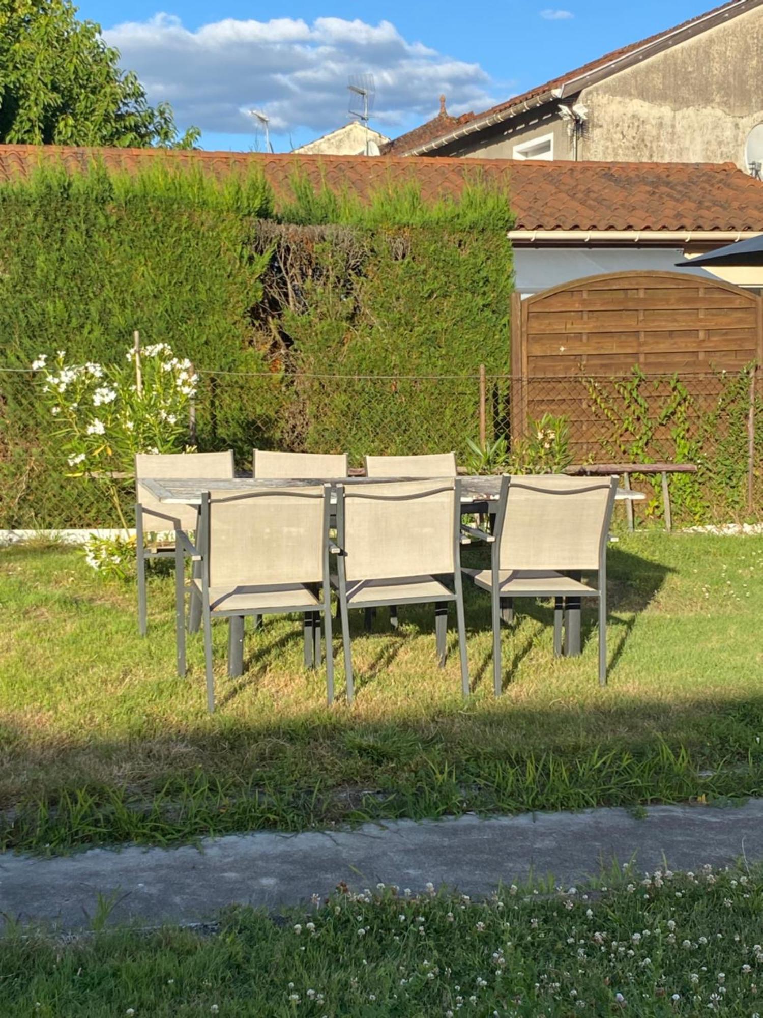 L Atelier Du Golf Périgueux Exterior foto